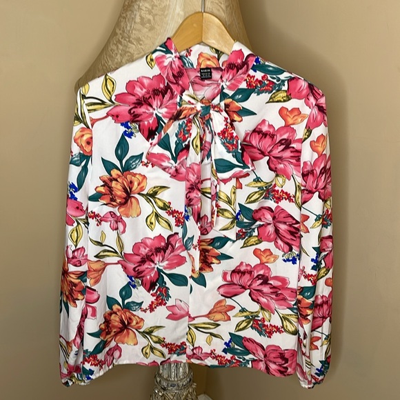 SHEIN Bow Tie Pink Multicolor Flower Blouse Size XL - Picture 4 of 12